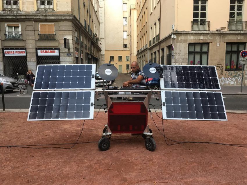 Solar powered soundsystem !